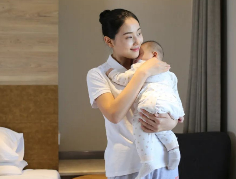 新生兒多久可以抱出門？需要注意什么？新手爸媽要知道