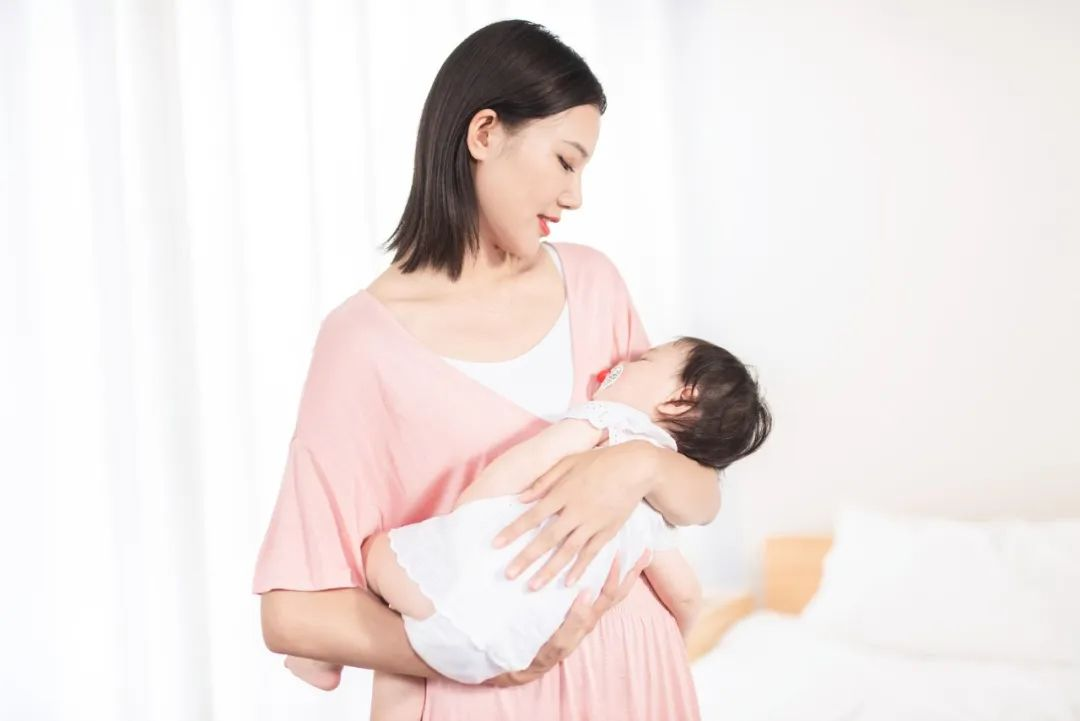 資深月嫂告誡：寶寶護理過程中，最容易犯這7個錯誤，一定要小心