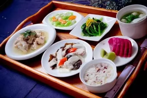 血糖高的產(chǎn)婦月子餐科學飲食指南  